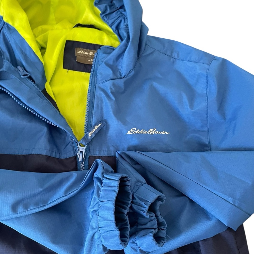 Eddie Bauer Boys Blue and Green Raincoat full zip with Hood Size S (7/8) - Picture 8 of 16